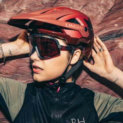 Aurinkolasit LIMAR KOSMOS JUNGLE MATT BLACK AMARANTH