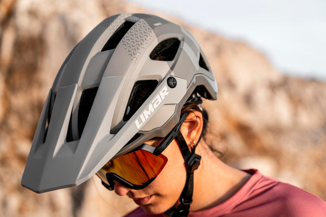 Kypärä LIMAR Tonale, matta amarantti (M)