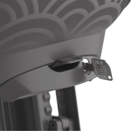 Lasten tuoli tavaratelineeseen URBAN IKI Ta-ke, Bincho Black/Bincho Black, musta-musta