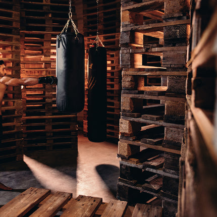 Nyrkkeilykassi Tunturi Classic Boxing Bag 80 cm, sis. Ketju