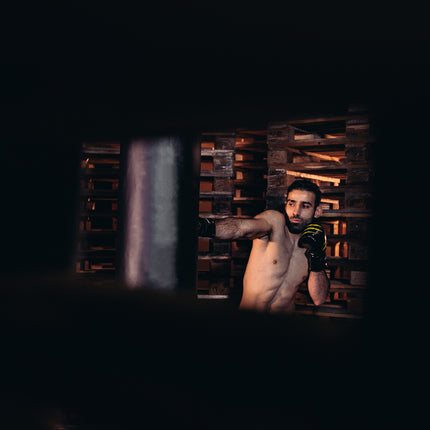 Nyrkkeilykassi Tunturi Classic Boxing Bag 80 cm, sis. Ketju