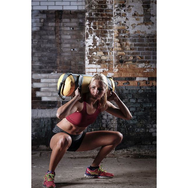 Painopussi TUNTURI Strengthbag 10kg, keltainen