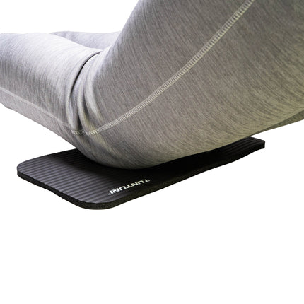 Vatsan harjoituspyörä TUNTURI Pro Exercise Wheel Deluxe, polvimatolla