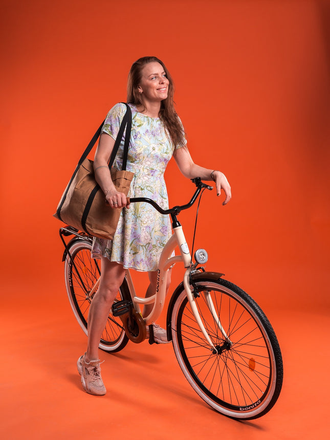 Naisten pyörä Burghardt Bonita, 28 tuumaa, 3 vaihdetta