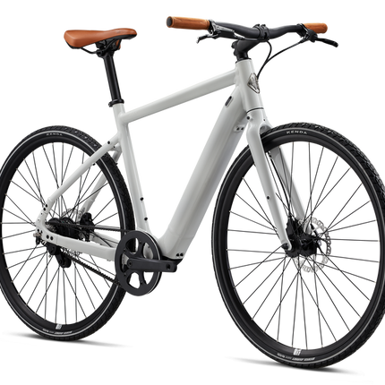 Ilmaista sähköä Giant MOMENTUM Voya E+ 2, Lunar (L)