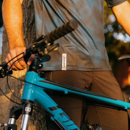 Polkupyörä Giant ATX 27,5" Vibrant Blue (M)