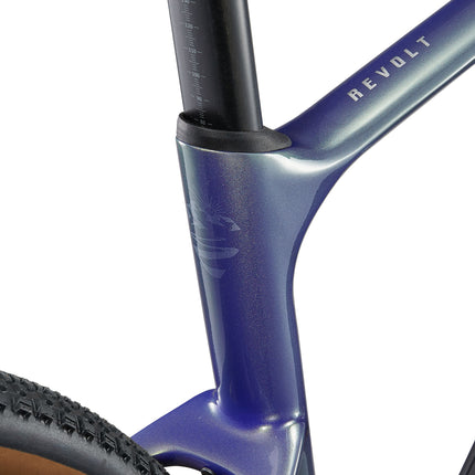 Gravel pyörä GIANT Revolt Advanced Pro 0 (2025) Interstellar (S)