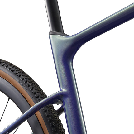 Gravel pyörä GIANT Revolt Advanced Pro 0 (2025) Interstellar (S)