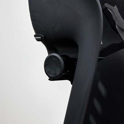 Lasten tuoli tavaratelineeseen URBAN IKI U-me Easy Fix, Suzume Grey/Kuriiro Ruskea