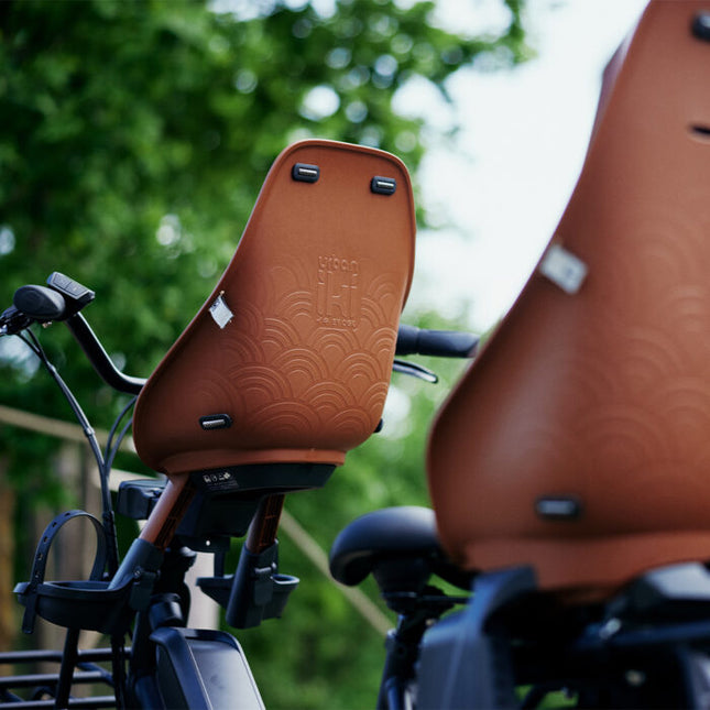 Lasten tuoli URBAN IKI Ta-ke BIO, Haniwa Brown/Bincho Black