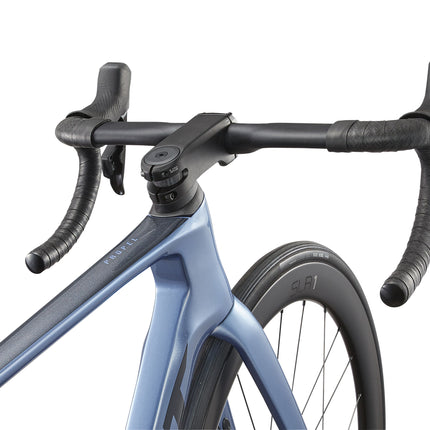 GIANT Propel Advanced Pro 1 (2025) Road Bike Frost Silver (XL)