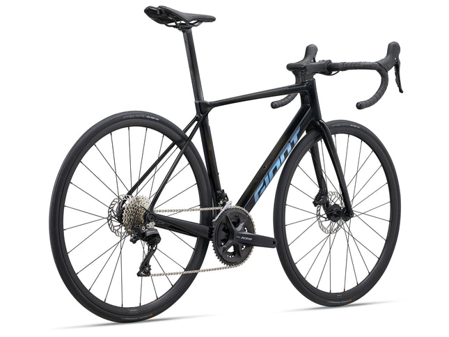 Maantiepyörä GIANT TCR Advanced 2 KOM (2025) Carbon (M/L)