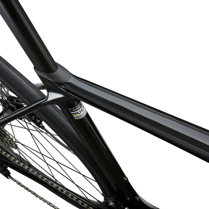 Maantiepyörä GIANT TCR Advanced 2 KOM (2025) Carbon (M)