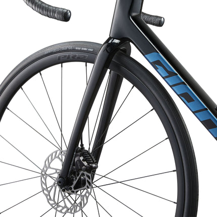 GIANT TCR Advanced 2 PC (2025) Carbon Road Bike (M)