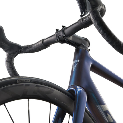 Maantiepyörä GIANT TCR Advanced Pro 0-AXS (2025) Ocean Twilight (L)