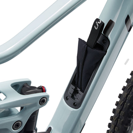 LIV Intrigue LT 1 naisten maastopyörä, saippuavaahto (M)