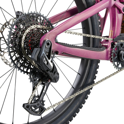 LIV Intrigue X Advanced 0 naisten maastopyörä, mulperinpunainen kimalle (S)