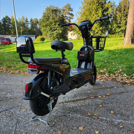 Helmi sähköskootteri 500w musta